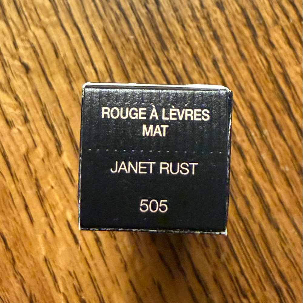 Gucci Rouge Matte Lipstick Janet Rust - Picture 8 of 9